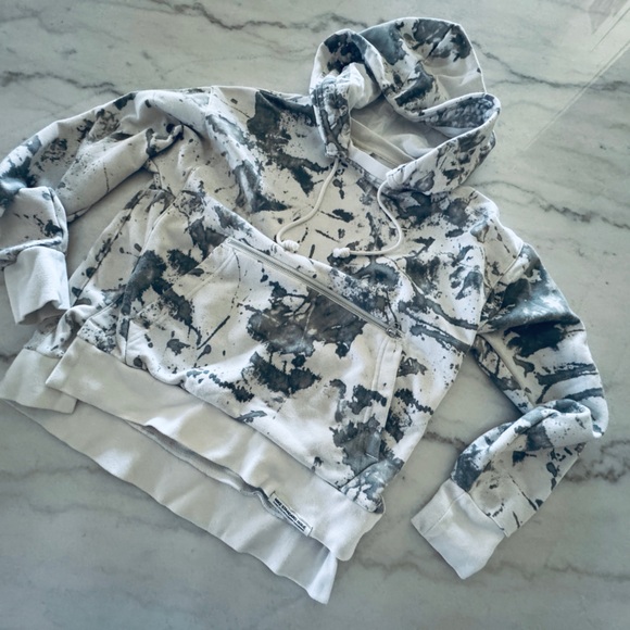 Nike Standard Issue Women's Hoodie Small - Picture 4 of 13